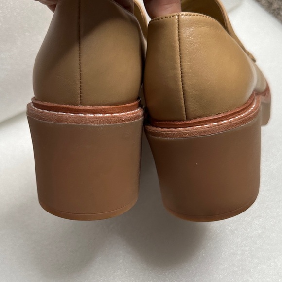 Vince Rowe tan Brown Leather Slip-On Loafers chunky platform size 6 - Picture 7 of 12